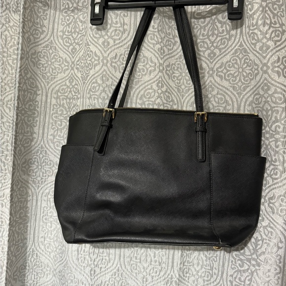 MK Purse - Picture 6 of 10